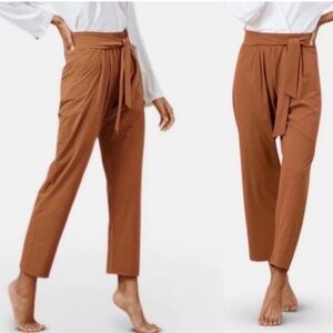 Aday easy days pants in rust brown size medium